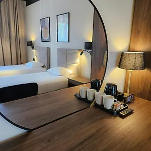 Bed & Breakfast Pirs, Varšava