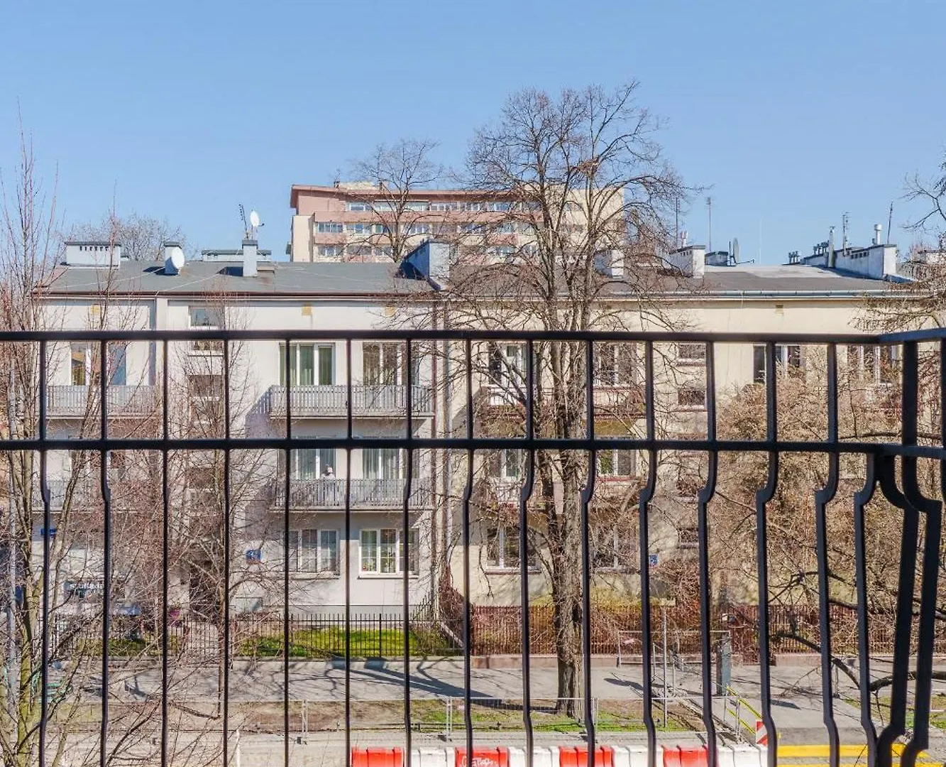 Paryska 11-15 - Better Rental Warsaw Apartment
